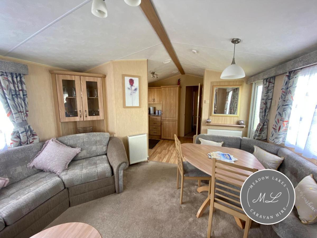 Coral Beach - Row 73 Van 2, Central Heating, Wifi, Bed Linen - Meadow Lakes Caravan & Lodge Hire Ingoldmells Exterior foto