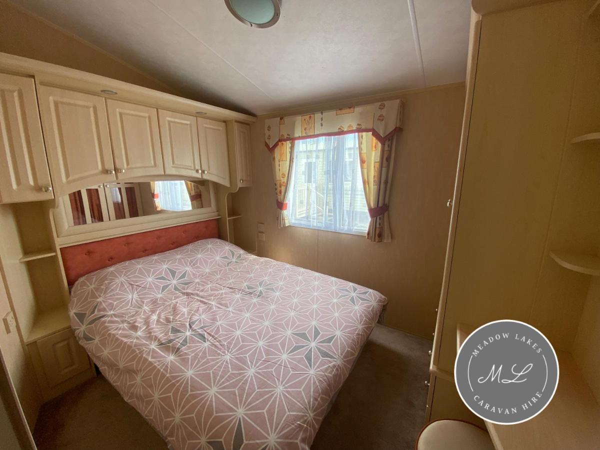 Coral Beach - Row 73 Van 2, Central Heating, Wifi, Bed Linen - Meadow Lakes Caravan & Lodge Hire Ingoldmells Exterior foto